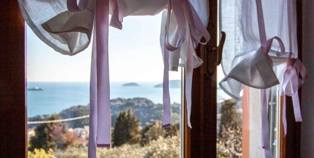 La Camelia Bianca B&B Lerici Exteriér fotografie